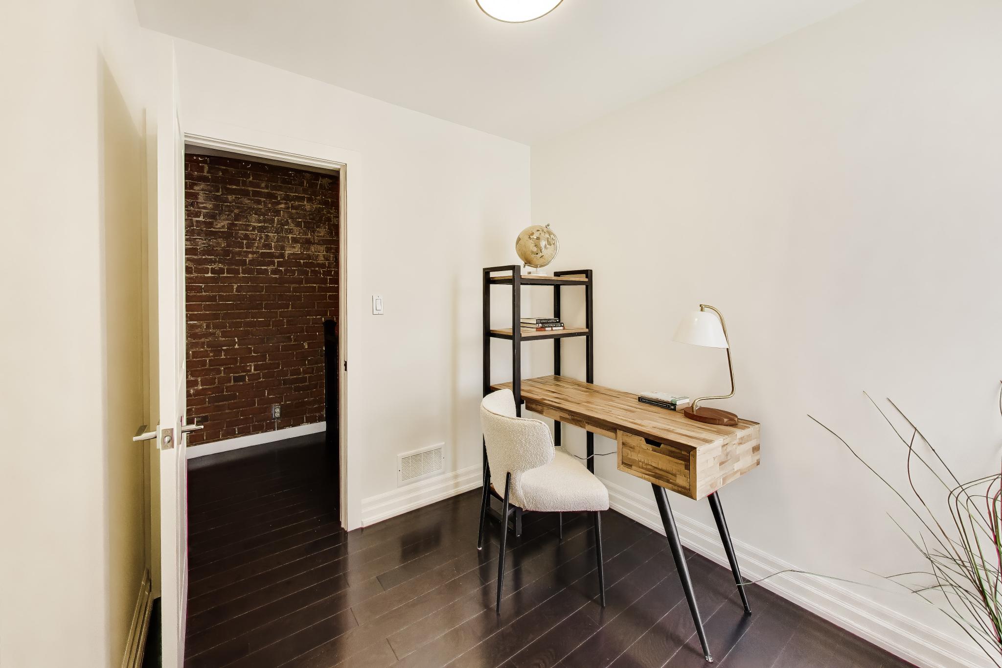 318 Sumach Street — lower level